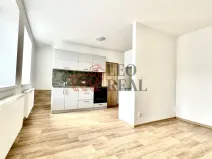Pronájem bytu 1+kk, Uherské Hradiště, Kollárova, 31 m2
