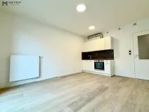 Pronájem bytu 2+kk, Praha - Libeň, Zenklova, 50 m2