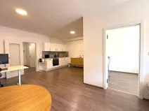 Pronájem bytu 2+kk, Praha - Libeň, U Rokytky, 78 m2