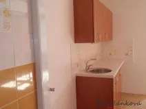 Pronájem bytu 1+kk, Zlín, Štefánikova, 30 m2