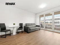 Pronájem bytu 1+kk, Praha - Hloubětín, Poděbradská, 33 m2