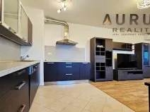 Pronájem bytu 2+kk, Praha - Horní Měcholupy, Modenská, 68 m2