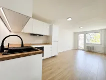 Prodej bytu 4+kk, Mělník, Bezručova, 77 m2