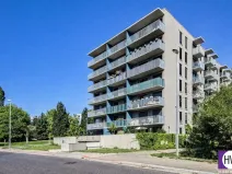 Pronájem garážového stání, Praha, Jurkovičova, 13 m2