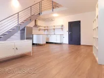 Pronájem bytu 2+kk, Praha - Libeň, U libeňského pivovaru, 56 m2