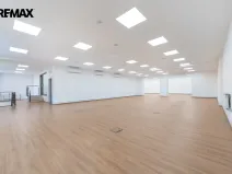 Pronájem obchodního prostoru, Praha - Háje, Hviezdoslavova, 661 m2