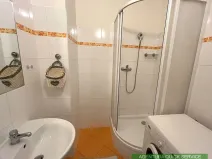 Pronájem bytu 1+kk, Praha - Vršovice, náměstí Svatopluka Čecha, 33 m2