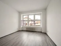 Pronájem bytu 1+kk, Jindřichův Hradec - Jindřichův Hradec II, Nádražní, 23 m2