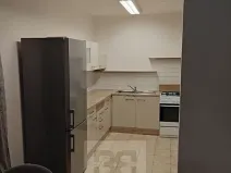 Prodej bytu 2+kk, Praha - Petrovice, Rezlerova, 49 m2