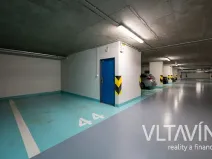 Pronájem garážového stání, Praha - Stodůlky, Laurinova, 18 m2