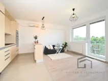 Pronájem bytu 2+kk, Praha - Kbely, Toužimská, 47 m2