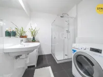 Prodej bytu 3+1, Praha, Peroutkova, 59 m2