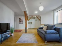Pronájem bytu 1+kk, Praha - Karlín, Sokolovská, 78 m2