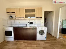 Pronájem bytu 1+1, Praha - Lhotka, Mirotická, 40 m2