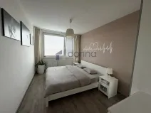 Pronájem bytu 3+1, Praha, Doležalova, 72 m2