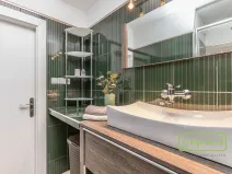 Prodej bytu 2+1, Praha, 28. pluku, 58 m2