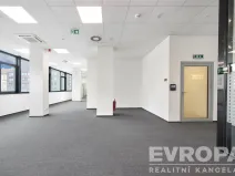 Pronájem kanceláře, Pardubice - Zelené Předměstí, třída Míru, 272 m2