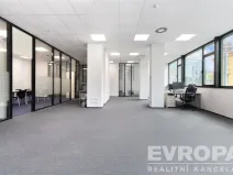 Pronájem kanceláře, Pardubice - Zelené Předměstí, třída Míru, 272 m2