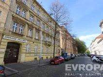 Pronájem bytu 3+1, Praha - Karlín, Vítkova, 98 m2