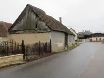 Dražba rodinného domu, Uhersko, 437 m2