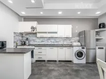 Prodej bytu 4+1, Česká Lípa, Lomená, 98 m2