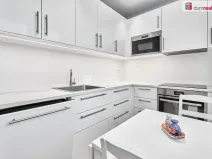 Prodej bytu 3+1, Karlovy Vary, Brigádníků, 67 m2