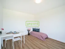 Pronájem bytu 1+kk, Praha, Hartigova, 28 m2