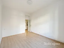 Pronájem bytu 1+1, Praha - Vinohrady, Na Folimance, 33 m2
