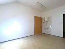 Pronájem kanceláře, Benešov, Masarykovo náměstí, 58 m2