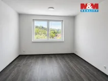 Pronájem bytu 1+kk, Zlín - Malenovice, Jarolímkovo náměstí, 27 m2