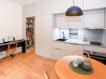 Pronájem bytu 1+kk, Praha - Vinohrady, Šrobárova, 28 m2