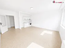 Pronájem bytu 1+kk, Ústí nad Labem - Všebořice, Spartakiádní, 32 m2