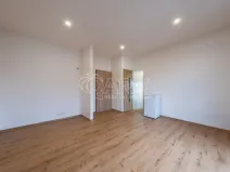 Pronájem bytu 1+kk, Praha - Malešice, U tvrze, 27 m2