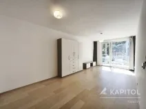 Pronájem bytu 1+1, Praha - Michle, Nuselská, 40 m2