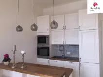 Pronájem bytu 1+kk, Praha - Vinohrady, Korunní, 35 m2