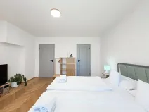 Pronájem bytu 1+1, Praha - Vinohrady, Sázavská, 28 m2