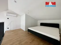 Pronájem bytu 1+kk, Praha - Vršovice, Krymská, 44 m2