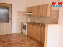 Pronájem bytu 1+1, Jaroměř, nám. Československé armády, 50 m2
