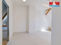 Pronájem bytu 1+kk, Cheb, Zlatá, 36 m2