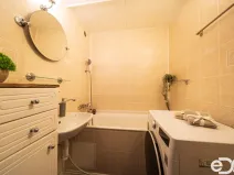 Prodej bytu 1+1, Praha, Valentova, 44 m2