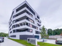 Pronájem bytu 1+kk, Praha - Karlín, U Sluncové, 33 m2