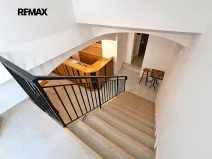 Pronájem obchodního prostoru, Praha - Žižkov, Víta Nejedlého, 71 m2