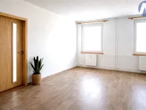 Prodej bytu 3+1, Volary, Sídl. Míru, 72 m2