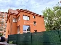 Prodej bytu 1+1, Karlovy Vary - Stará Role, Hlávkova, 58 m2