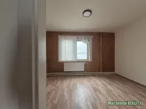 Pronájem obchodního prostoru, Praha - Uhříněves, Přátelství, 626 m2