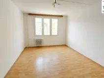 Pronájem bytu 2+1, Cheb, Valdštejnova, 60 m2