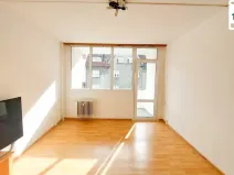 Pronájem bytu 2+1, Cheb, Valdštejnova, 60 m2