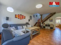 Prodej rodinného domu, Korozluky, 200 m2