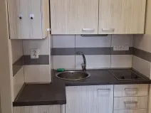 Pronájem bytu 1+kk, Praha - Strašnice, Černokostelecká, 39 m2