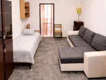 Pronájem bytu 1+1, Praha - Holyně, 43 m2